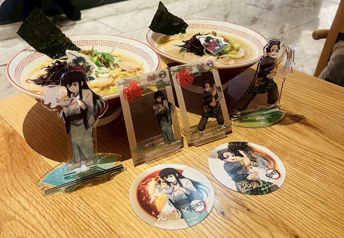 えみたそ tweet media