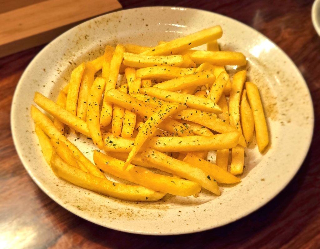 さやか tweet media