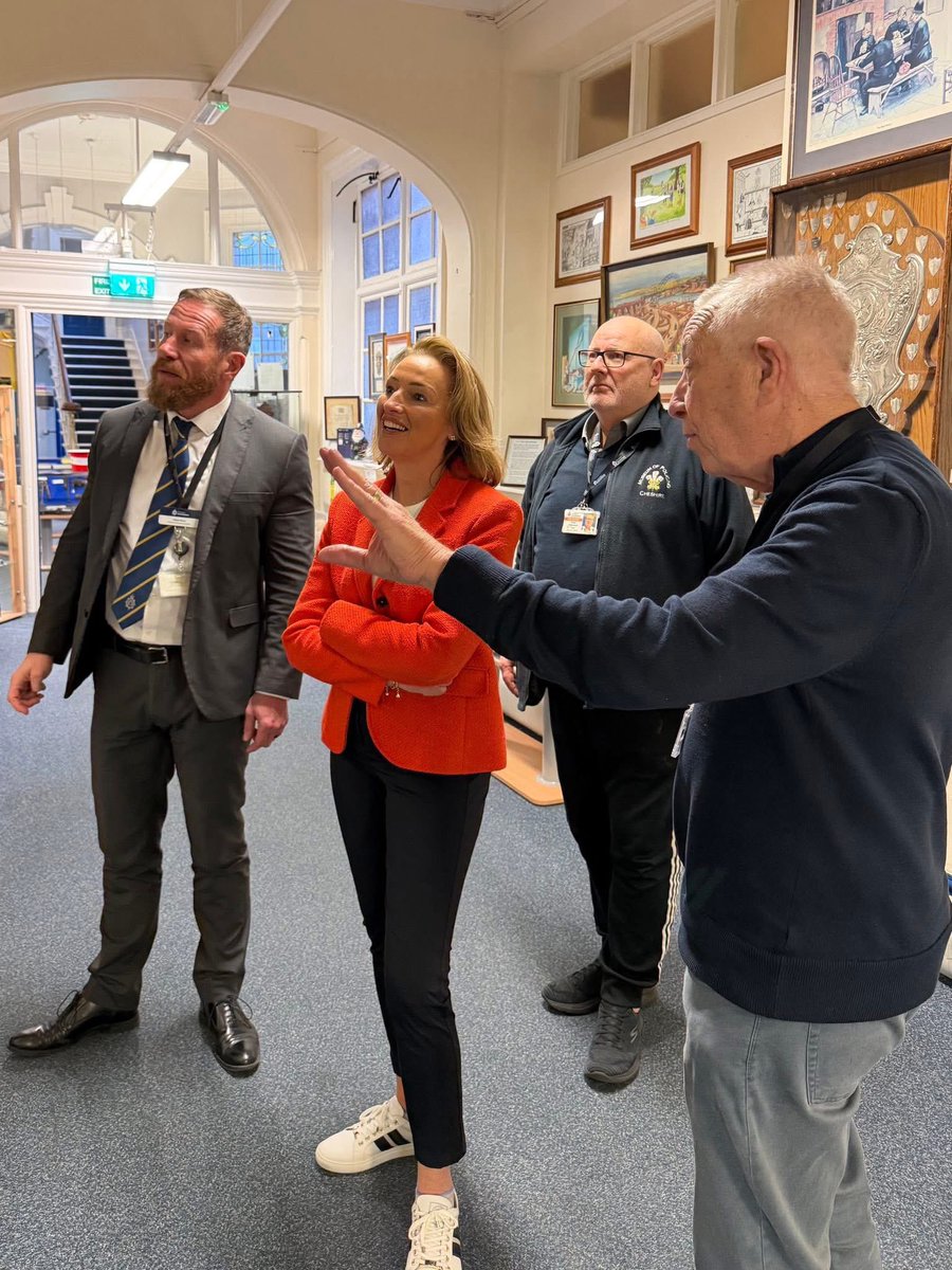 ReformDaily_'s tweet image. 🚓 Sarah Pochin visited The Museum of Policing in Warrington

“A genuinely fascinating place that tells the story of policing in our county”

#ReformUK #Cheshire #PolicingHistory