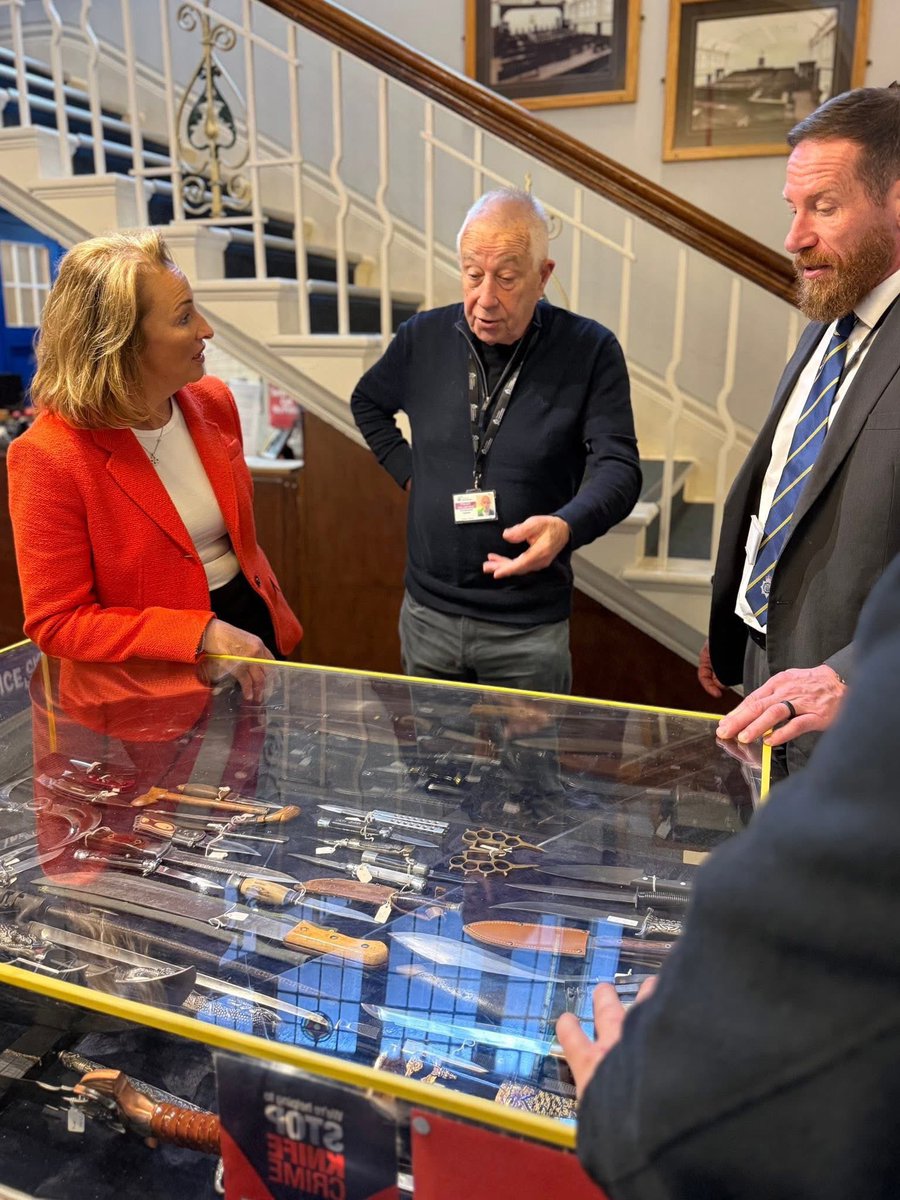ReformDaily_'s tweet image. 🚓 Sarah Pochin visited The Museum of Policing in Warrington

“A genuinely fascinating place that tells the story of policing in our county”

#ReformUK #Cheshire #PolicingHistory