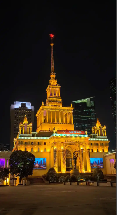 Shanghai exhibition center stand builder丨YOHOEXPO 
We offer you booth design and build at Shanghai Exhibition Center.
Custom booth design setup in Shanghai: grant.y@yoho-expo.net