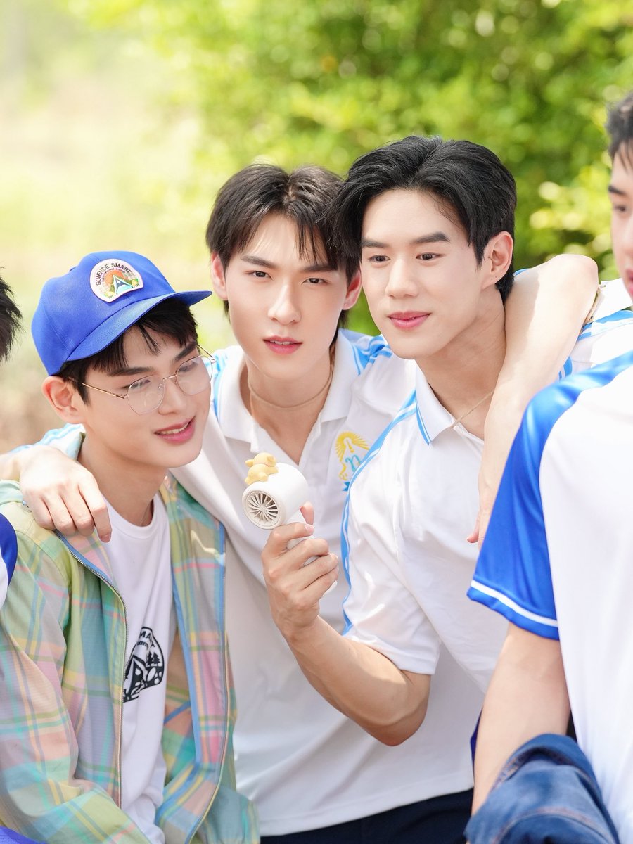 tia51.Official tweet media