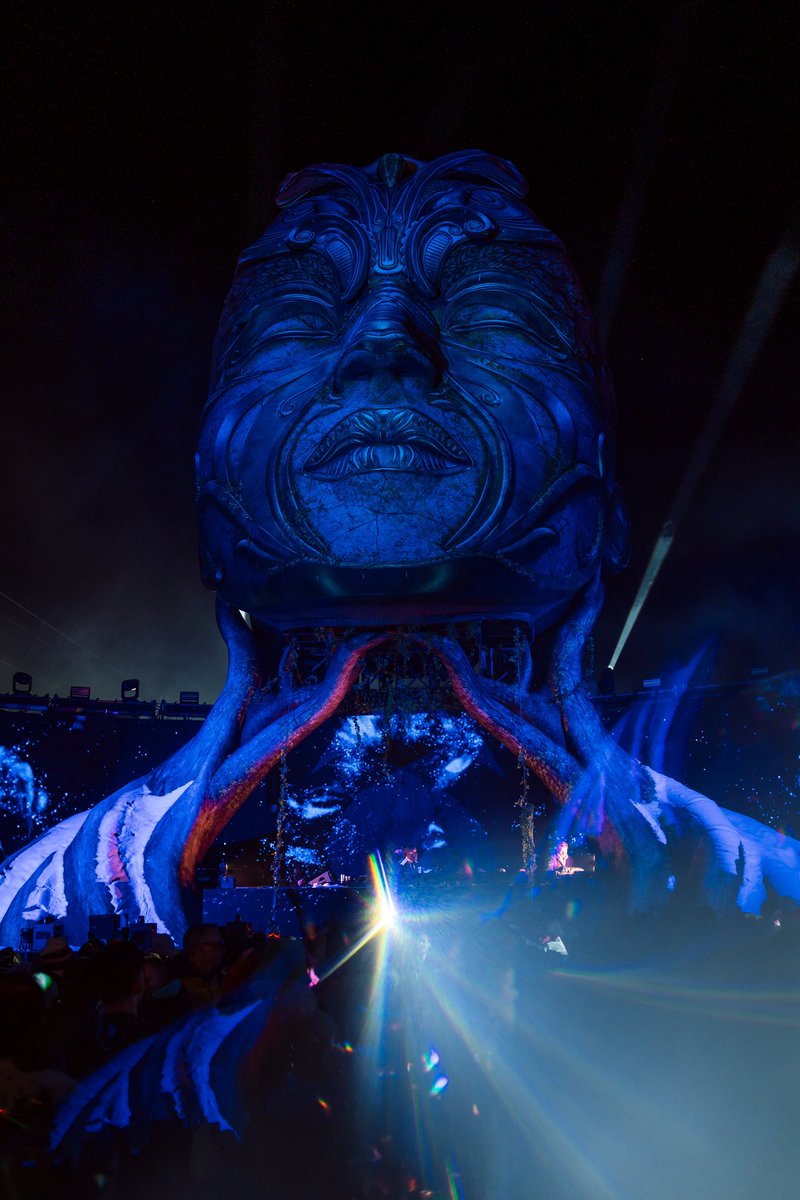 Tomorrowland tweet media