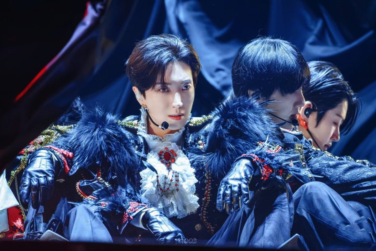 １０１２ tweet media