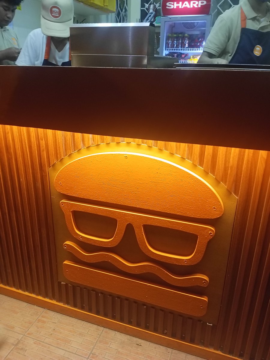 genchizwiz tweet media