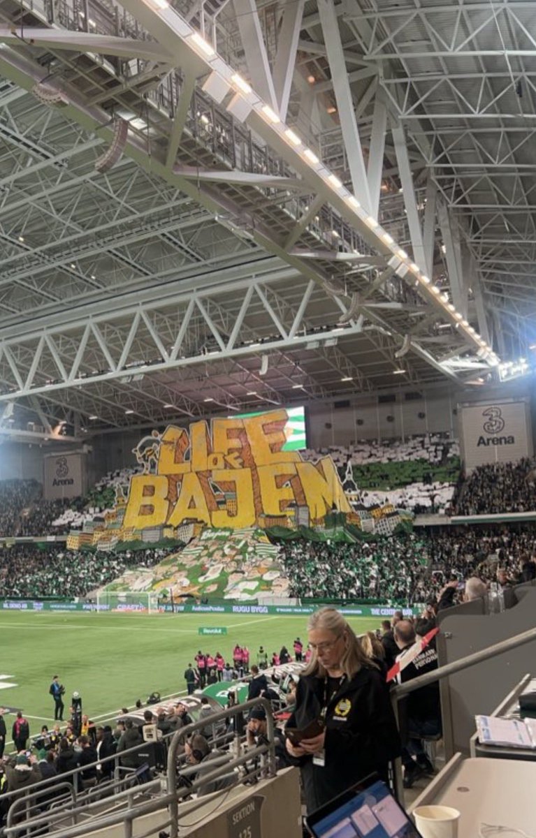 Larssonlarsa tweet media