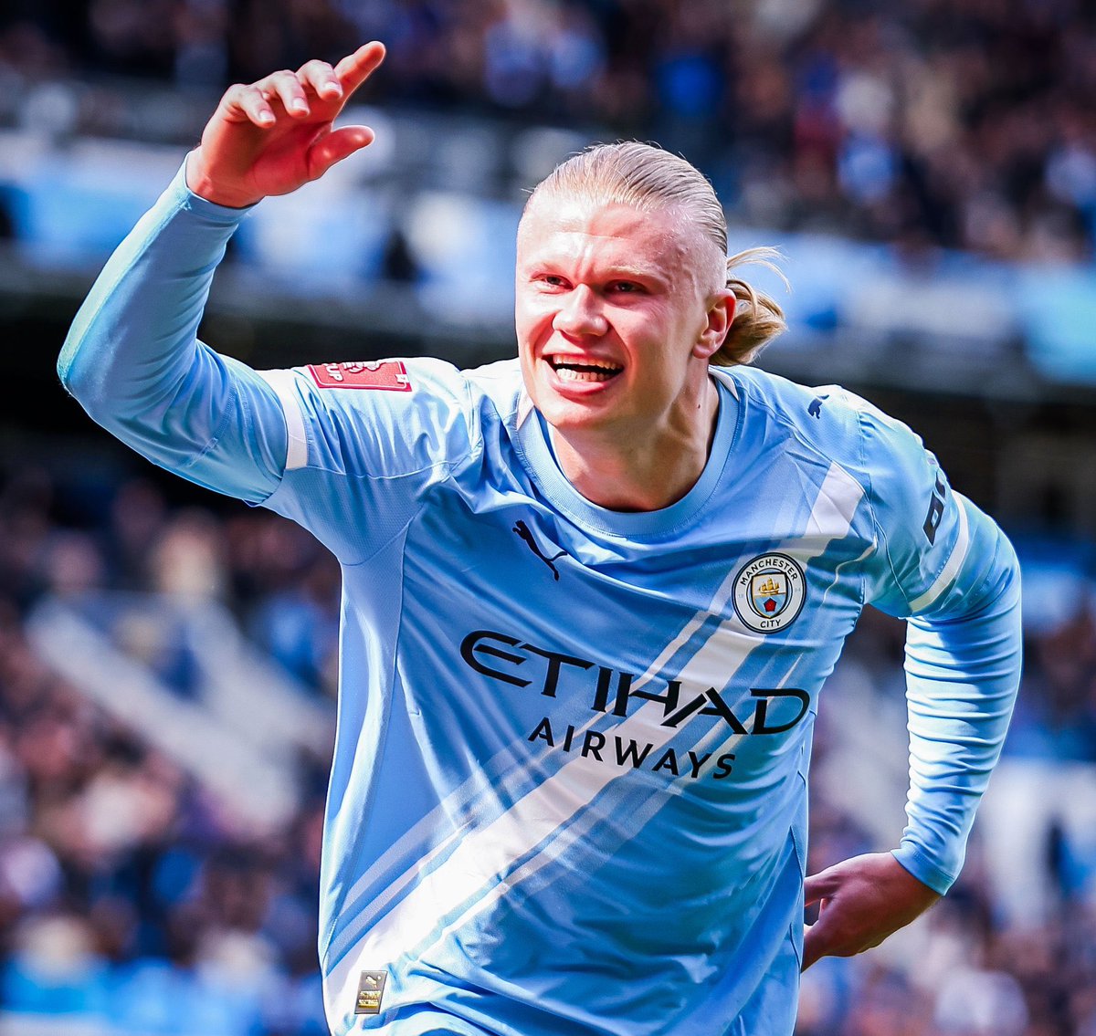 عمرو tweet media