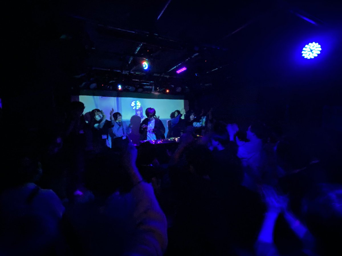 A-Limited tweet media