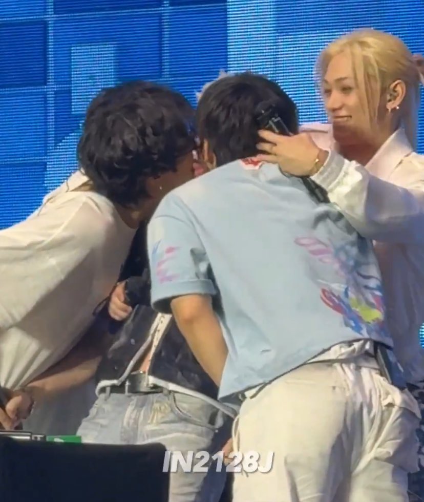 Ɩcα ☆ 🐣 tweet media