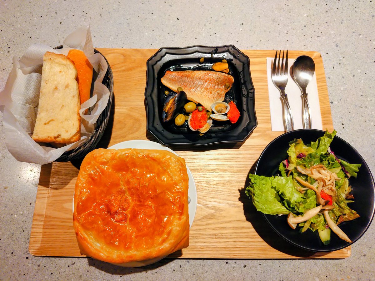 ぱいく tweet media