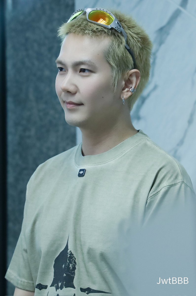 JwtB(uild)B(utter)B(ear) 🌟⭐️ 😍 tweet media