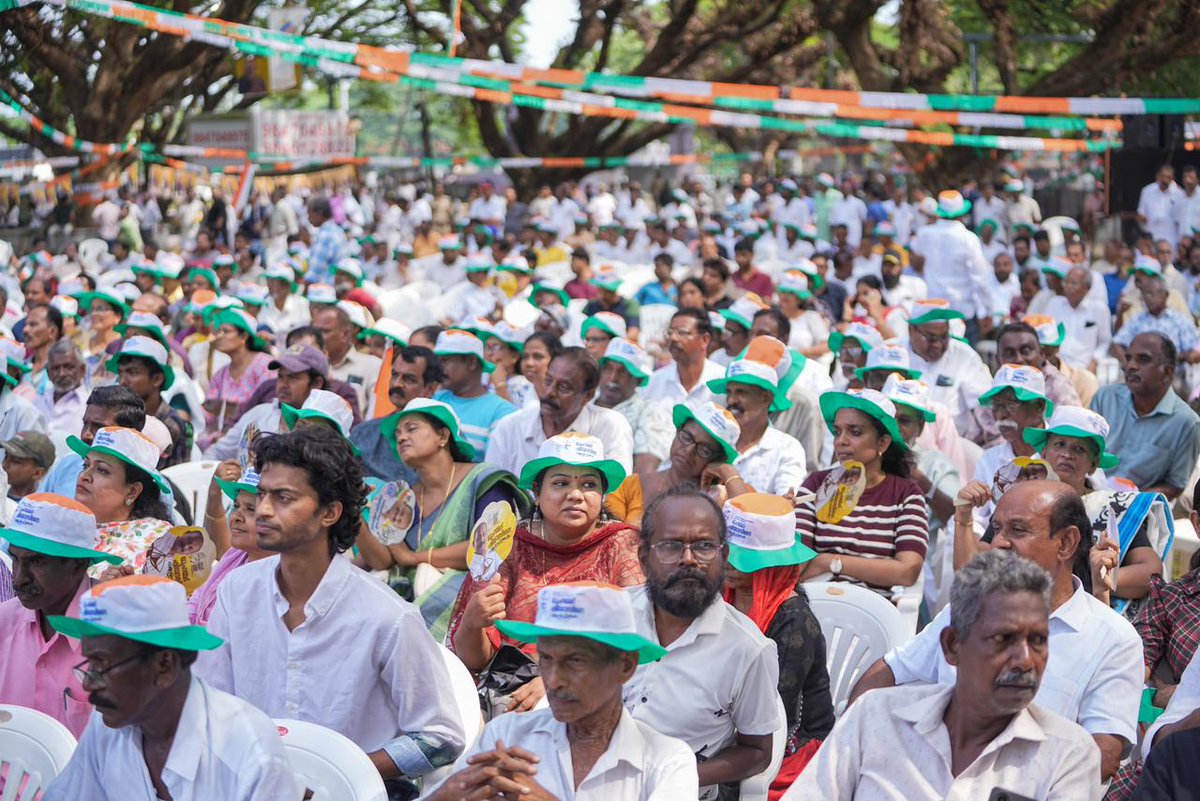 All India Mahila Congress tweet media