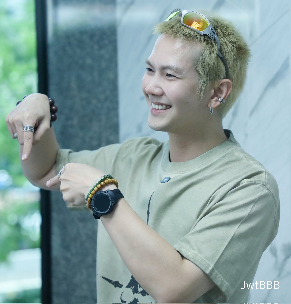 JwtB(uild)B(utter)B(ear) 🌟⭐️ 😍 tweet media