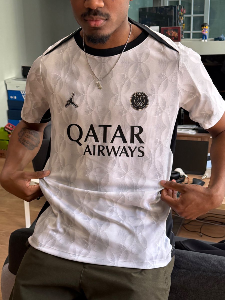 LONGUE VIE À TOUS MENNÉS ❤️ tweet media