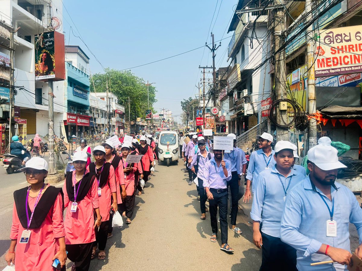 CultureBalasore's tweet photo. ଓଡ଼ିଆ ପକ୍ଷ ୨୦୨୬ ପାଳନର ଚତୁର୍ଥ ଦିବସରେ ବାଲେଶ୍ଵର ଜିଲ୍ଲାର ବିଭିନ୍ନ ସ୍ଥାନରେ "ଓଡ଼ିଆ ନାମଫଳକ ଅଭିଯାନ ଓ ସଚେତନତା ପଦଯାତ୍ରା" ଆୟୋଜିତ ହୋଇଯାଇଅଛି ।
@Culturedeptt @DBalasore 
#OdiaPakhya2026 #ଓଡିଆପକ୍ଷ୨୦୨୬ https://t.co/p9xVUeSogM