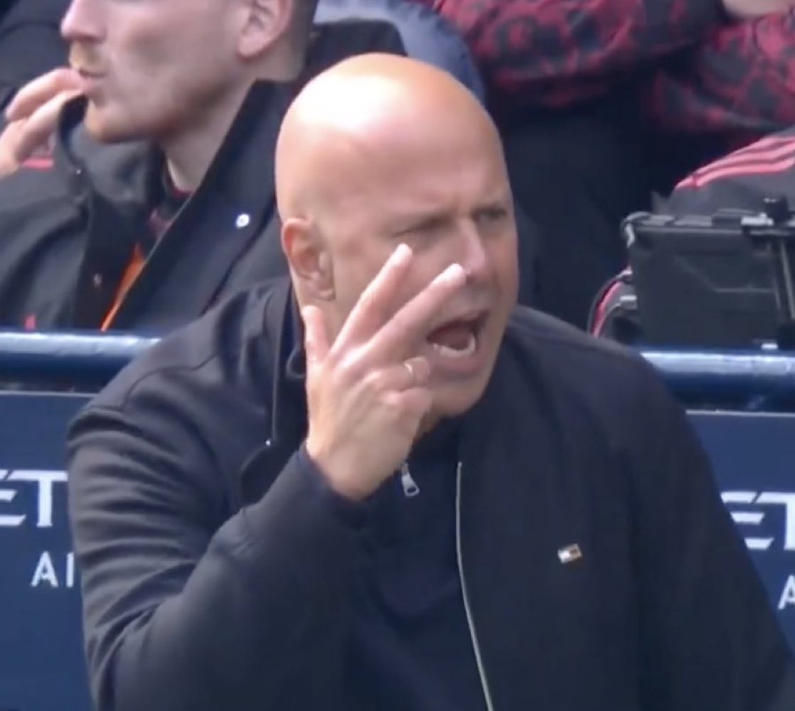 𝐴𝑚𝑎𝑛𝑖𝑖 tweet media