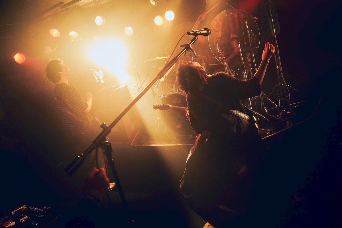 てる / This is LAST tweet media