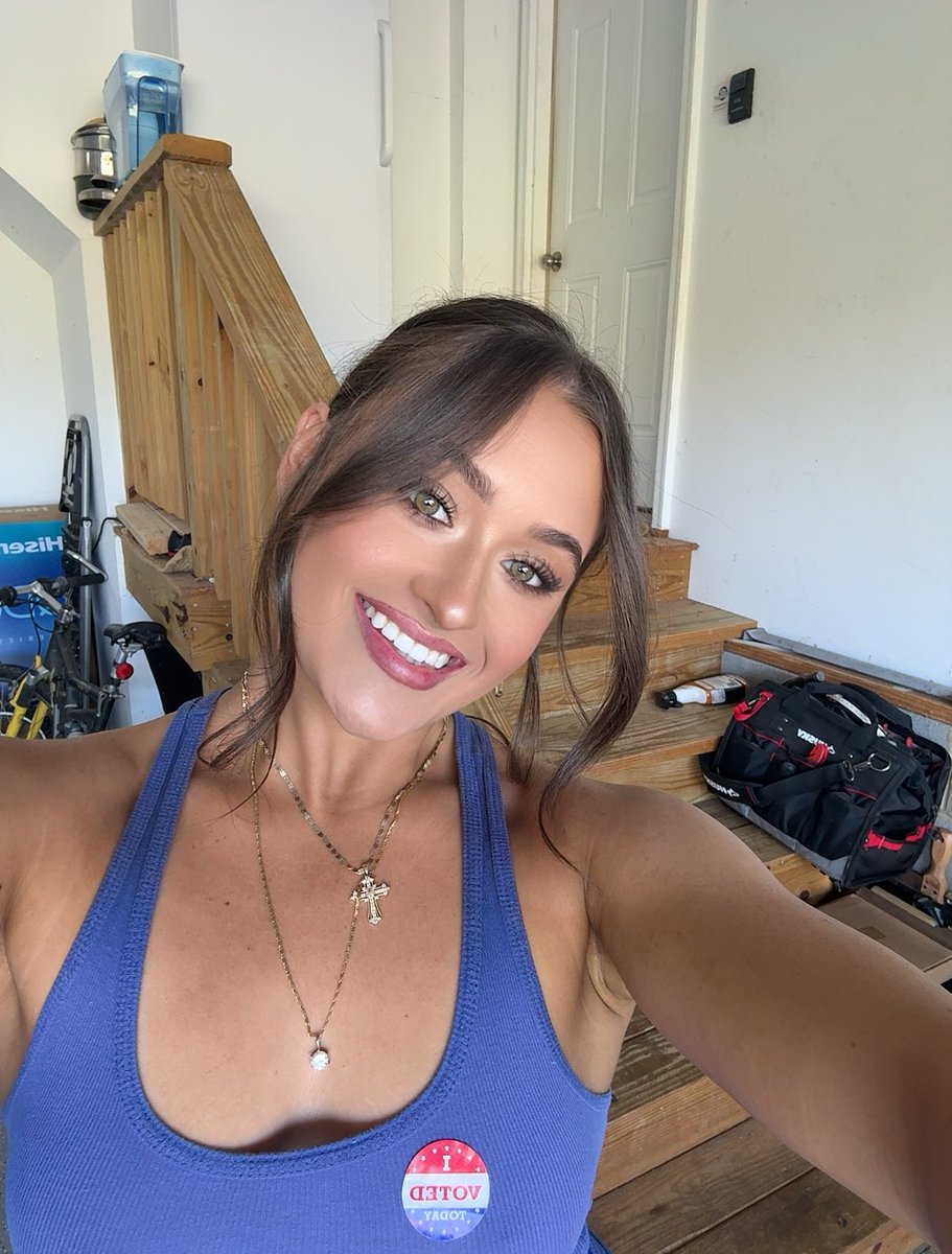 Lauren Maxwell tweet media