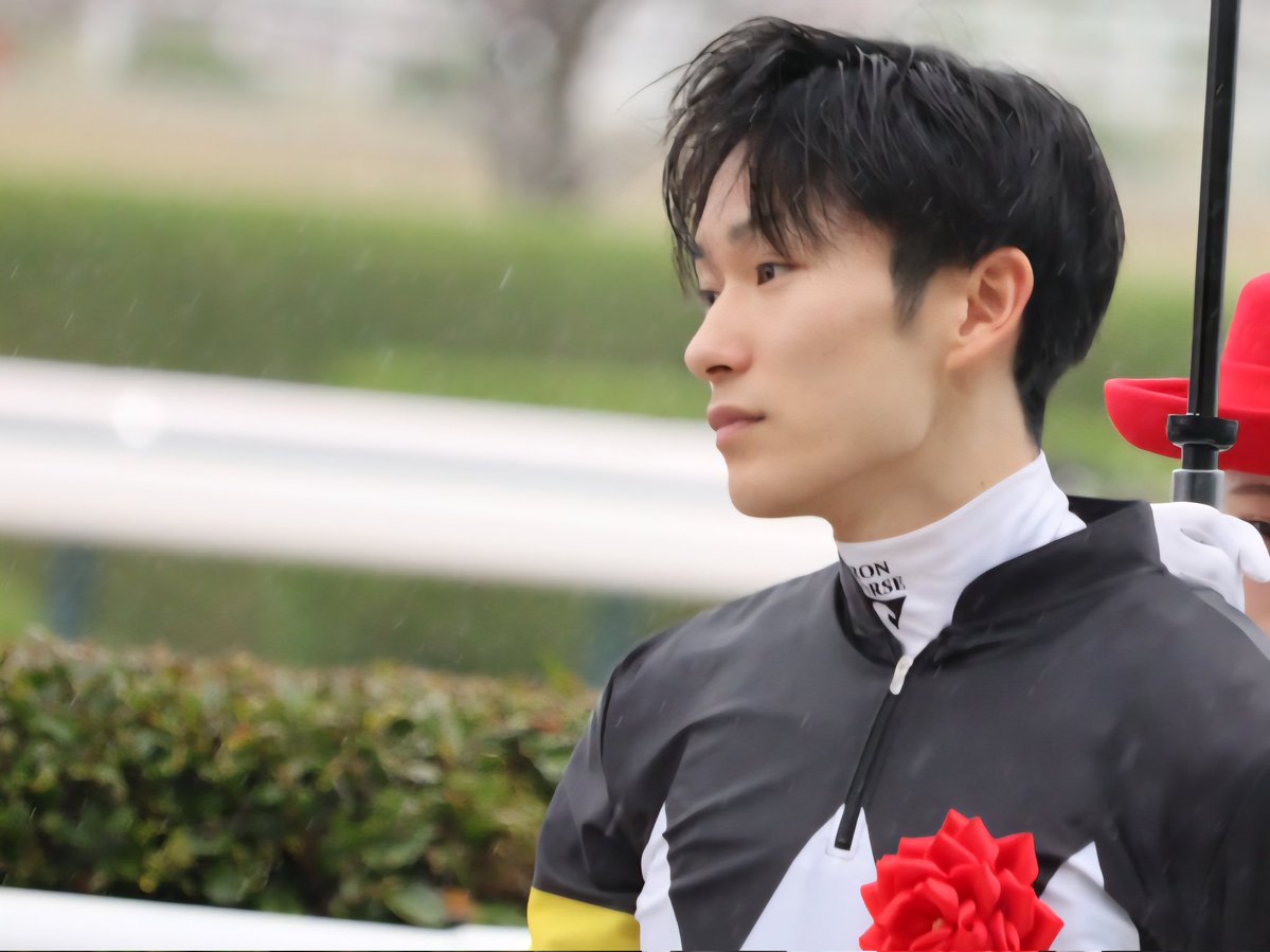 𝐘𝐔𝐊𝐈 tweet media