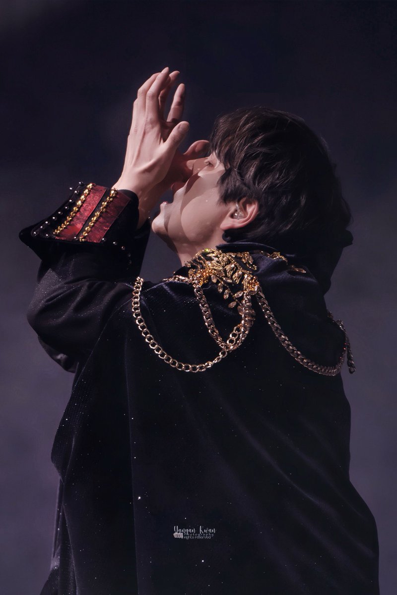 둘이 tweet media