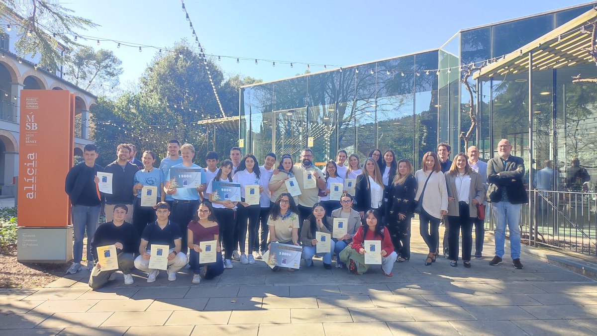 JorgeGdeOpazo's tweet image. #Ecotrophelia España 2026 deja claro que la innovación alimentaria joven viene con propósito. Ganó CAL·LITOS @UPV, con propuestas de aprovechamiento integral y foco en mercado.

Amplía en @Ecotrophelia_ES 📲 ecotrophelia.es/premios-ecotro… #FoodTech #Sostenibilidad