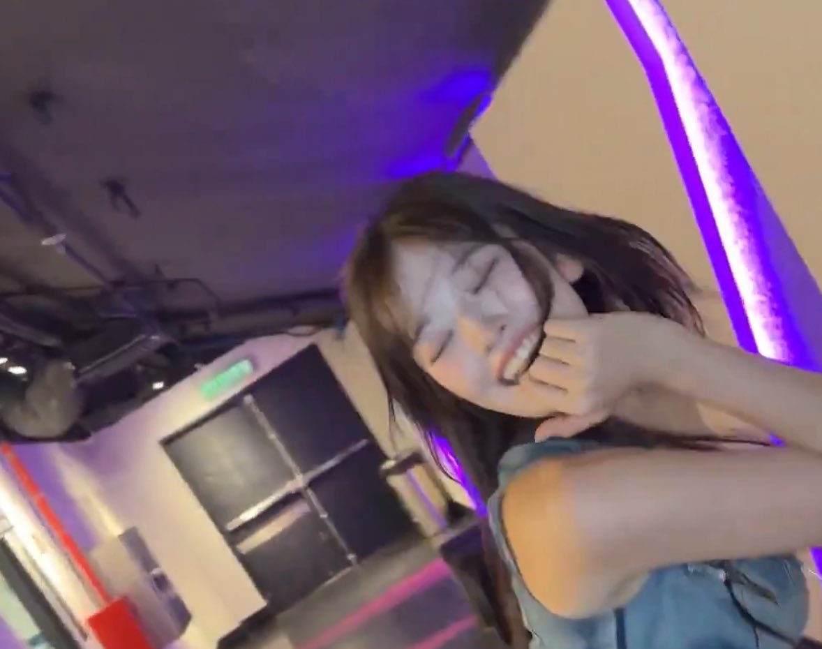 no context yujin tweet media