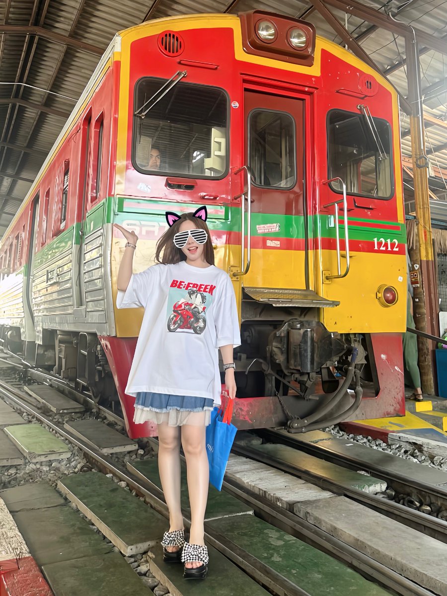 มาคัลแลนจะขับเอง!!! tweet media