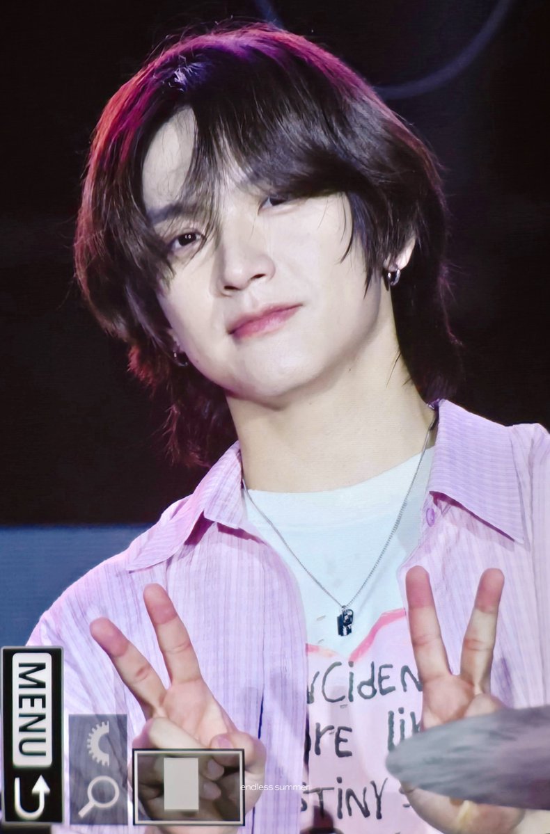 𝚎𝚗𝚍𝚕𝚎𝚜𝚜 𝚜𝚞𝚖𝚖𝚎𝚛 tweet media