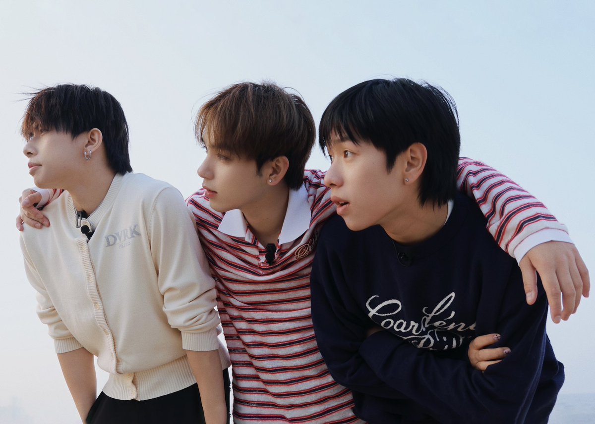 uprize_2026's tweet photo. We're Uprize. In harmony with…

#DVRKXUPRIZE #SeaYoulnGangneung
#UpLocalPrize #Bonding https://t.co/WPEWaVEOBw