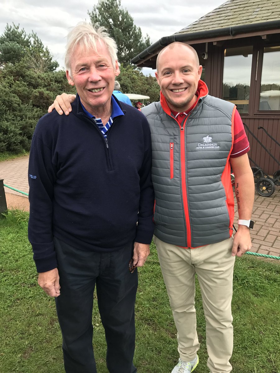 stewmanson's tweet photo. @HibernianFC I used to play golf with Alex! Legend of a guy and what a player ⚽️ https://t.co/8T1WEcnSt9