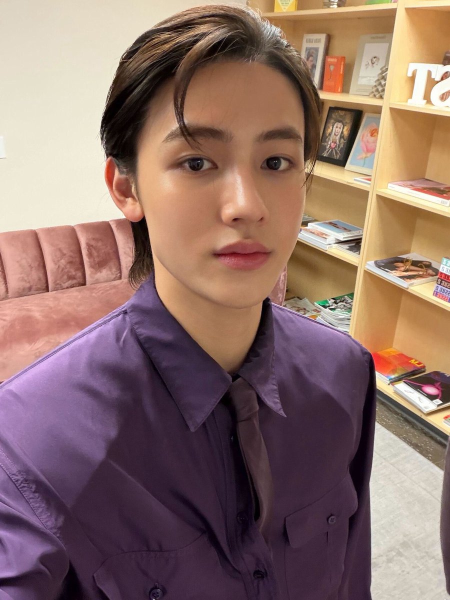 青 （아오） tweet media