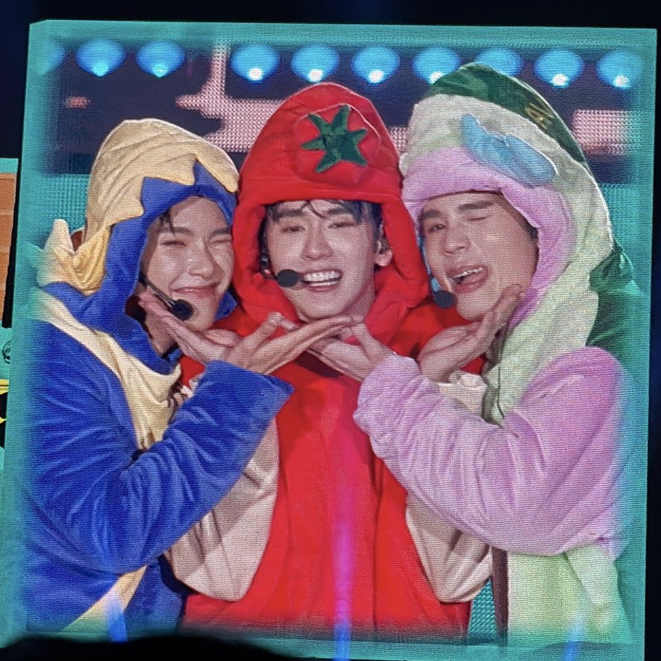 ˚SIRII 𐙚 tweet media