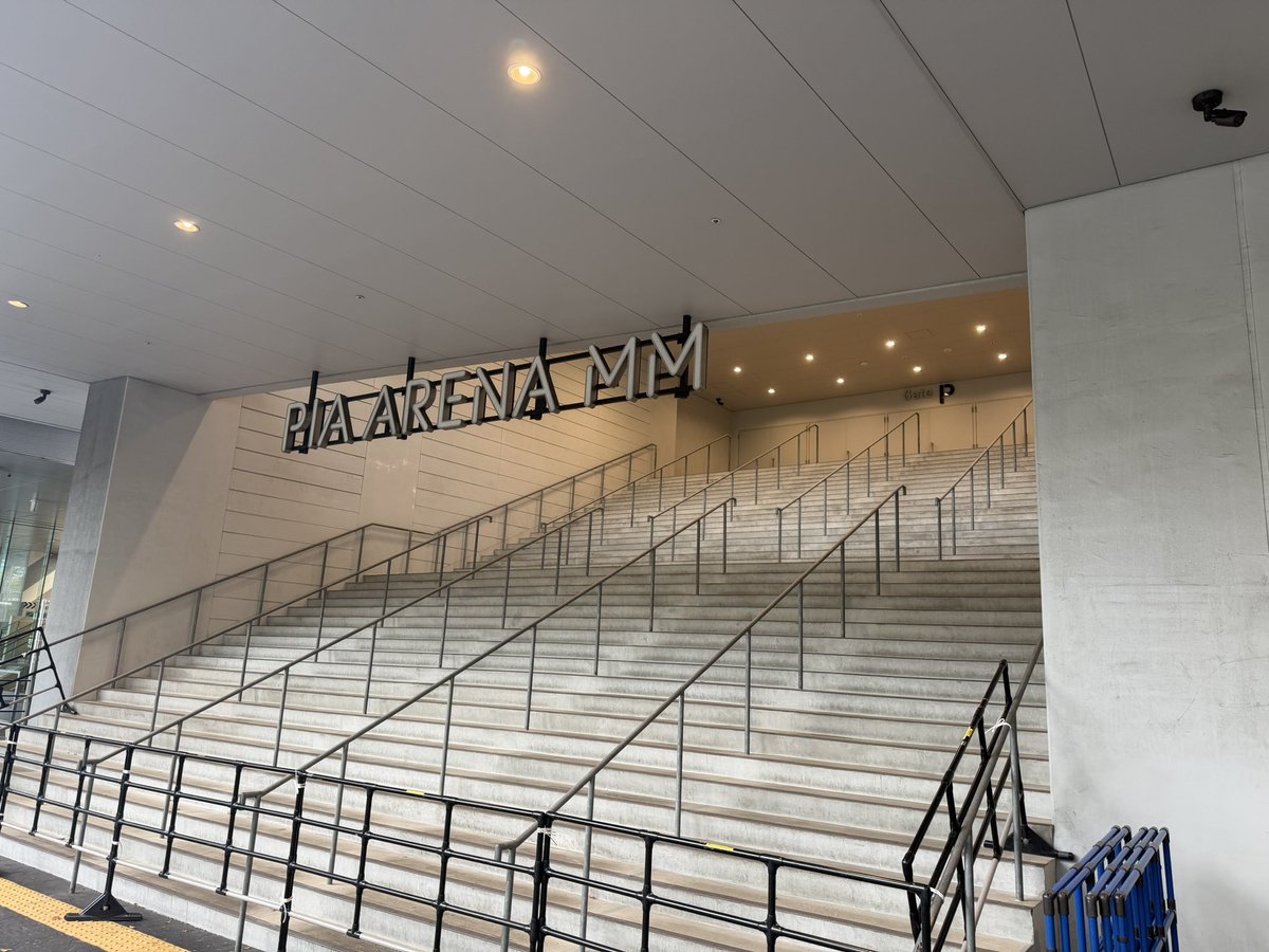 かねしまとろろ tweet media