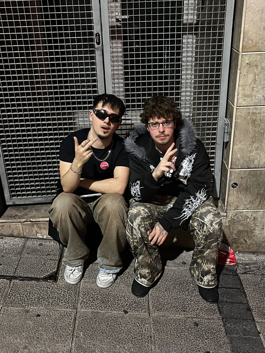 alvaro🐉 tweet media