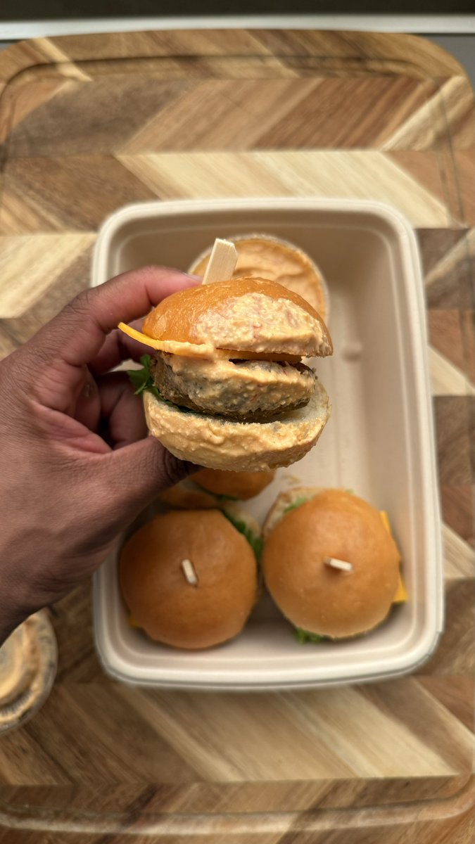 Mohammed Blueberries 🫐 tweet media