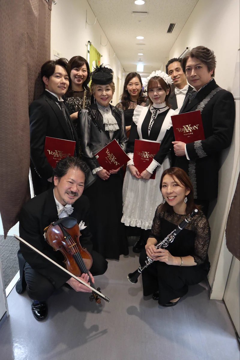 VOICARION10周年公演『女王がいた客室』初日、トラブル乗り越え好評