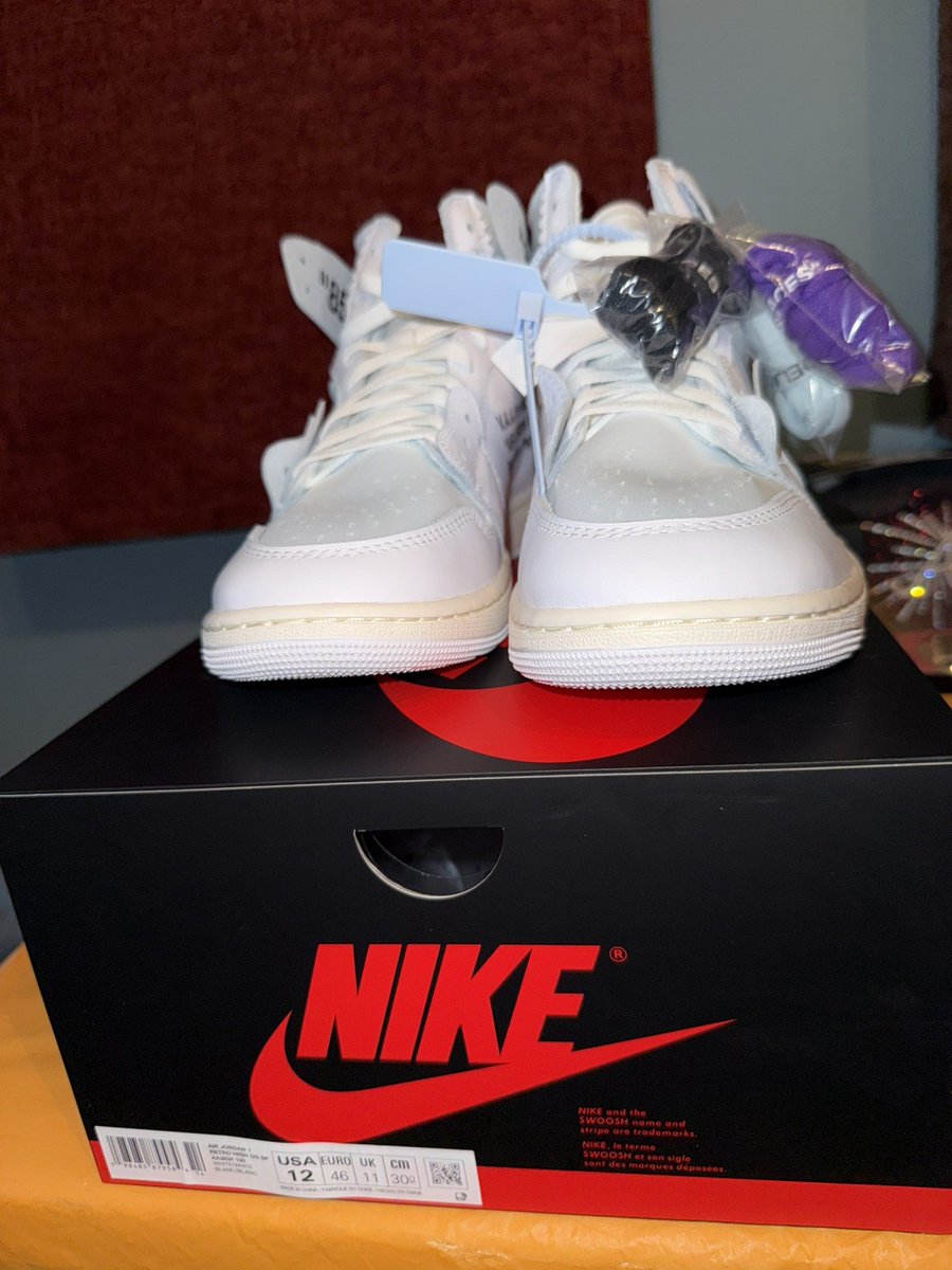 Cop The Drop tweet media