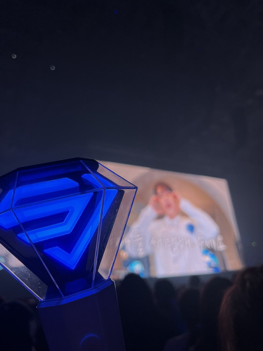 eineguteidee's tweet photo. 15년만에 다시 내려온 스탠딩
재밌었다🫶🏻 https://t.co/X1g2L4qkVm