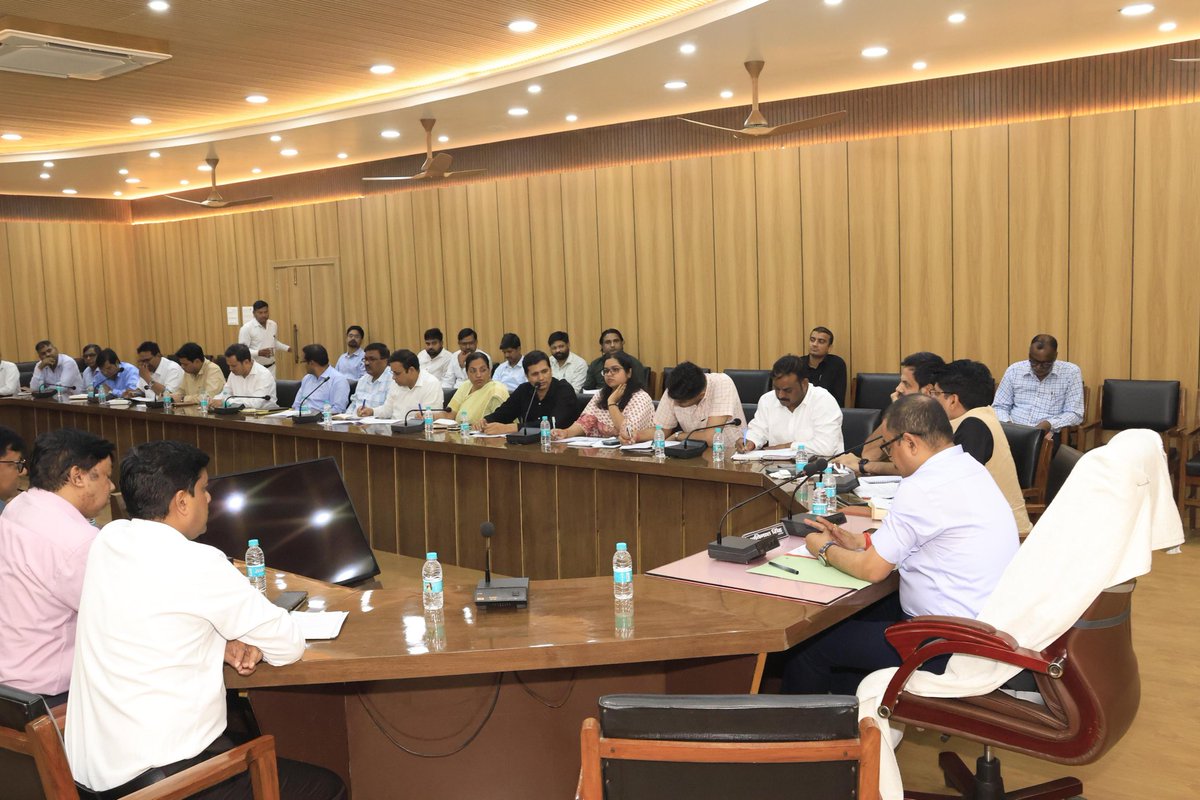 DM Bareilly tweet media