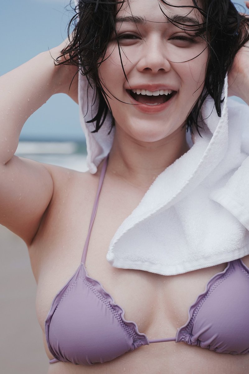 『びびぐら 』村重杏奈グッズオンラインくじ　S賞　クッションカバー
