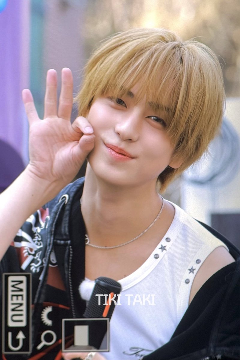 tiki-taki tweet media