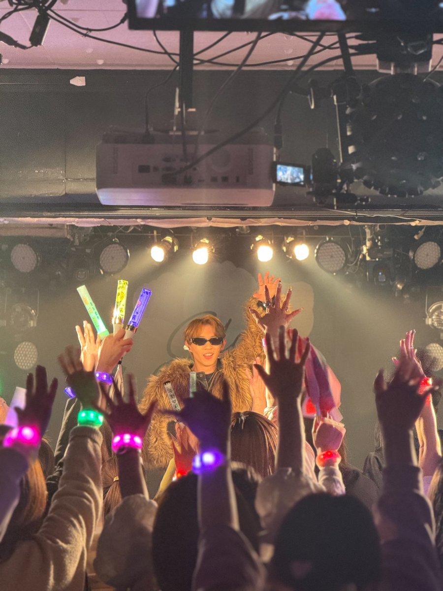 RIKU_H_official's tweet photo. HIRANO RIKU「Color Of Love」Tour 2025-2026
石川公演ありがとうございました🔥
#平野莉玖ツアー で感想や「カラージオ」のメッセージもお待ちしております💌
next▶︎▶︎▶︎2026.5.3 final TOKYO
#平野莉玖
#ColorOfLove https://t.co/KfMQzD7cSN