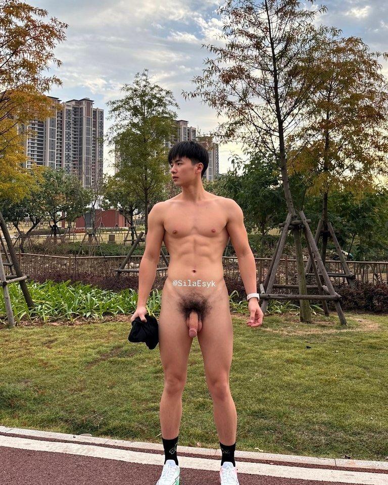 小肖爱健身 tweet media