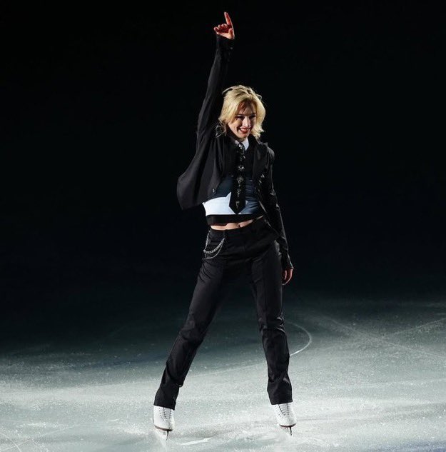 Tinå ★ || iliasquadlutz tweet media