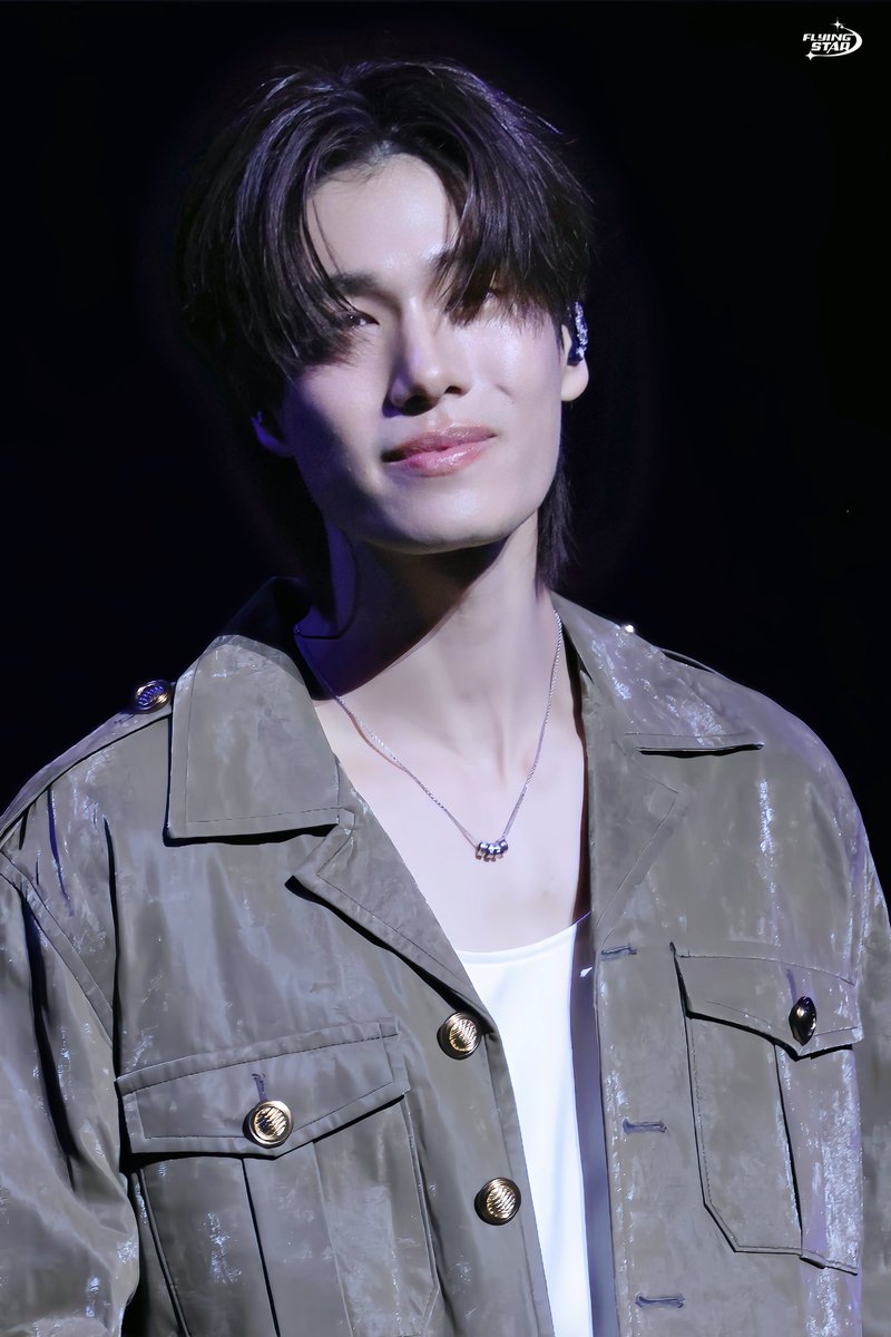 Flying_Star tweet media