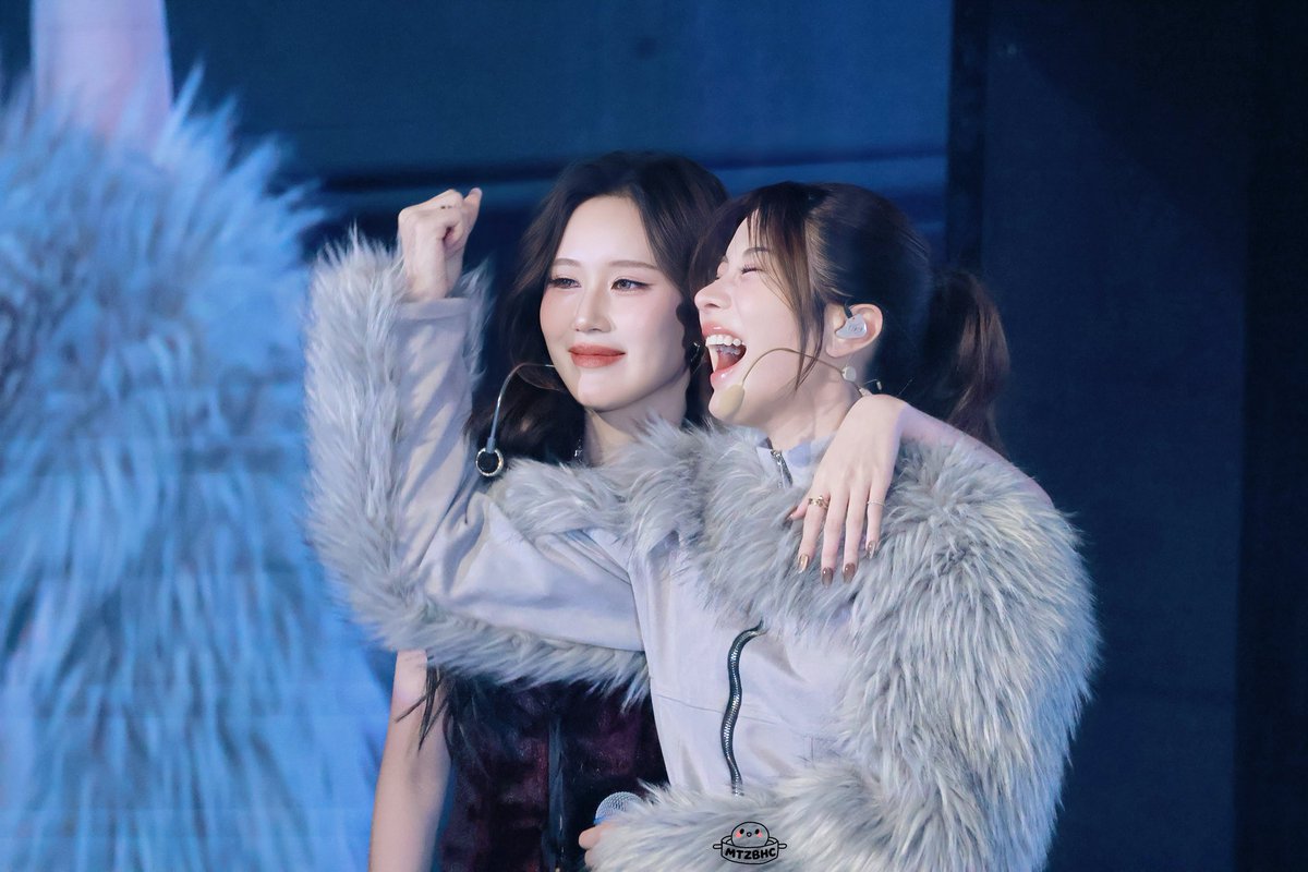 สอคอสอ tweet media