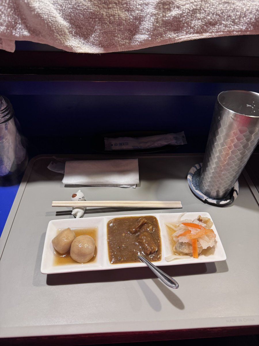 🕊Yuri tweet media