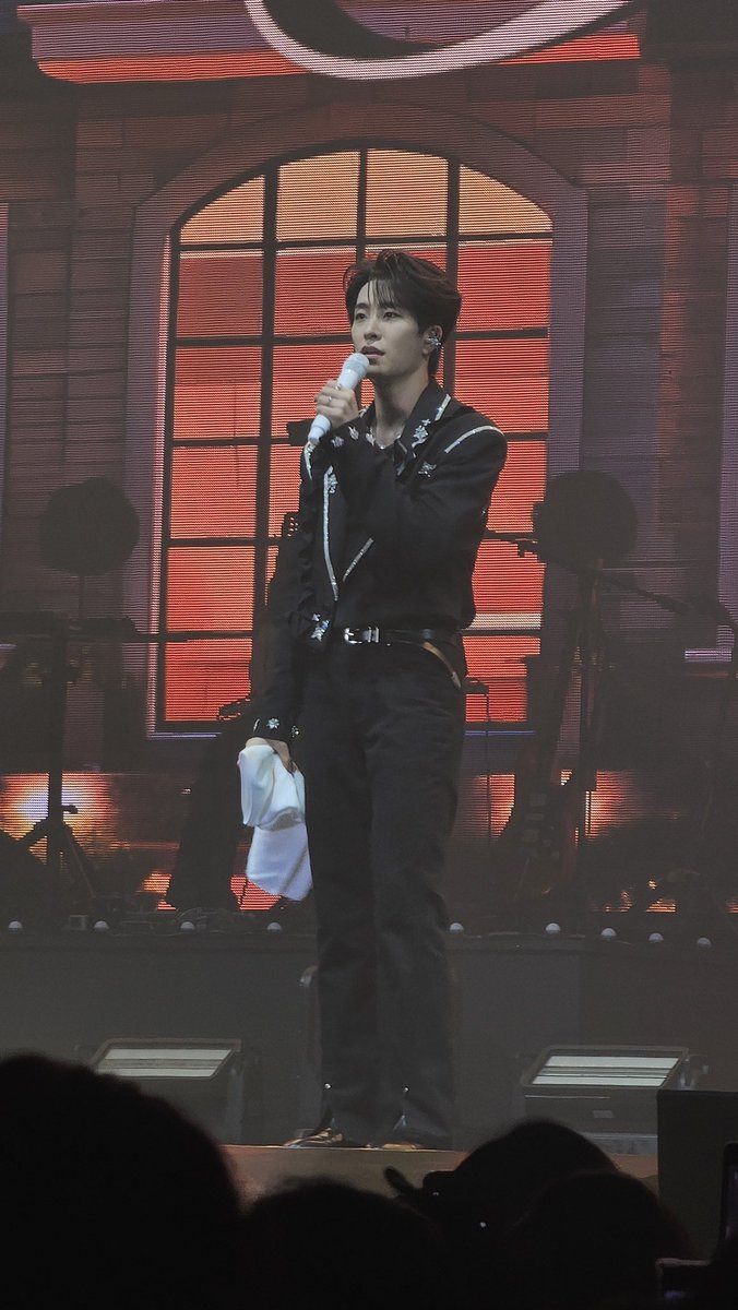 Puk 𝄐 💕 🦦 tweet media