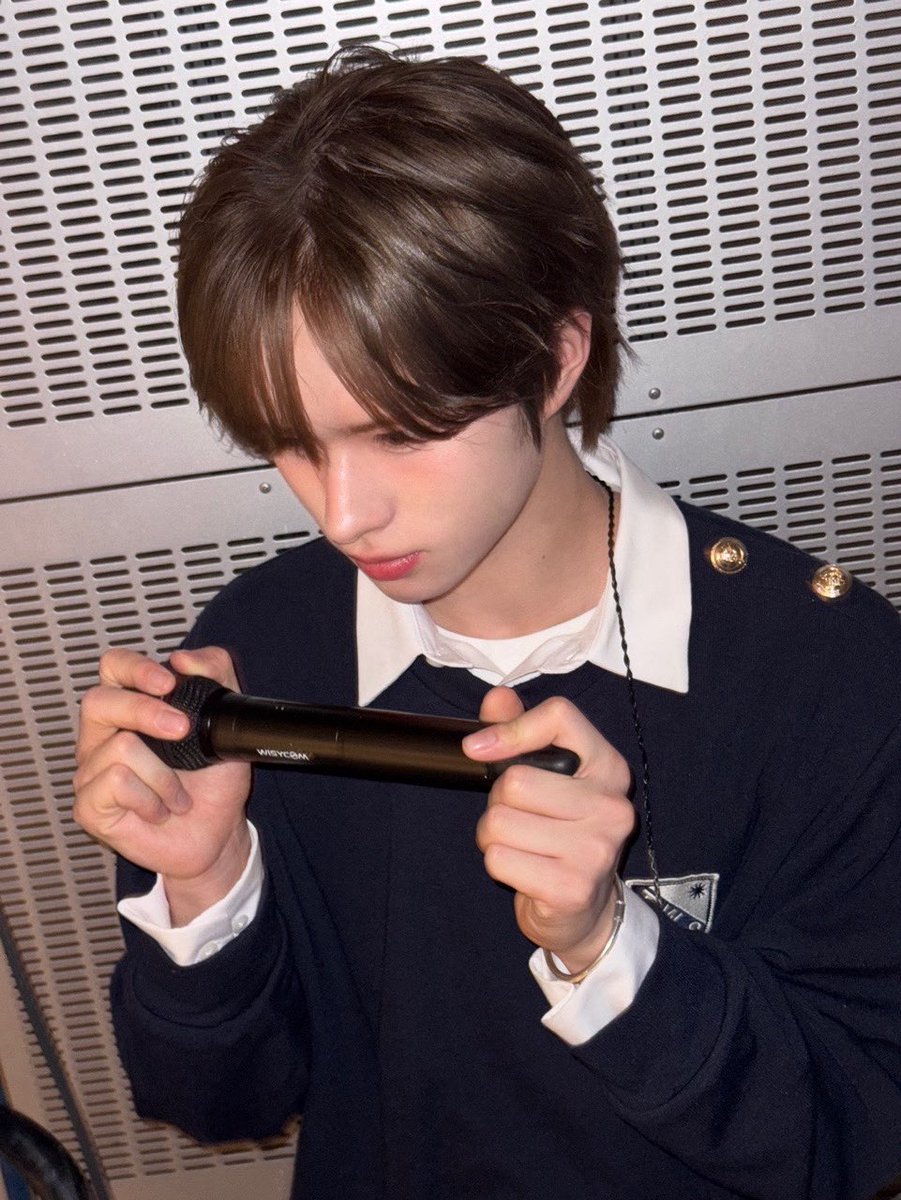 ㅃㅣ.. tweet media