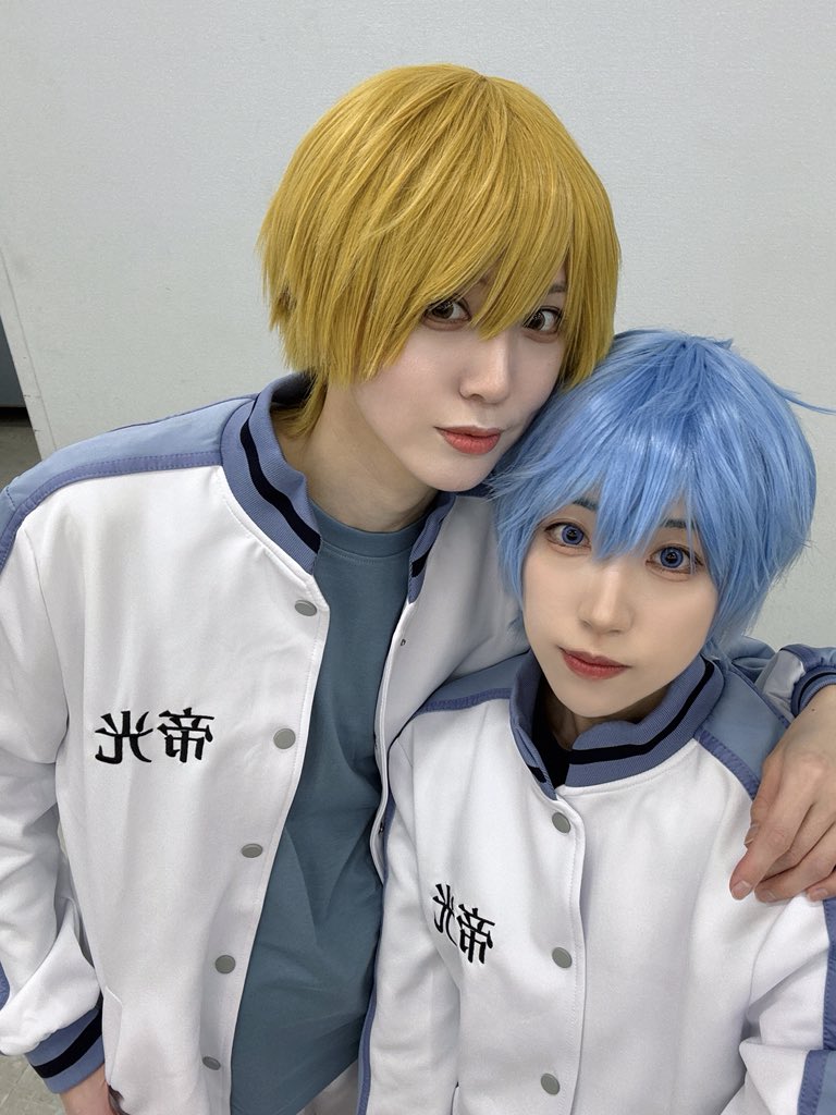 あかり tweet media